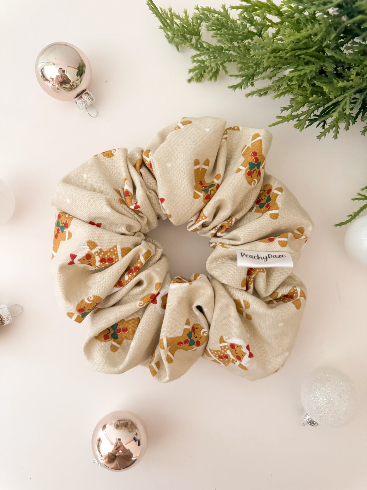 Gingerbread Wishes Scrunchie